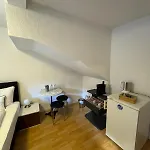 Haus Zum Ruetli شقة تشر