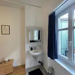 Haus Zum Ruetli شقة تشر