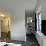 Haus Zum Ruetli 아파트 *